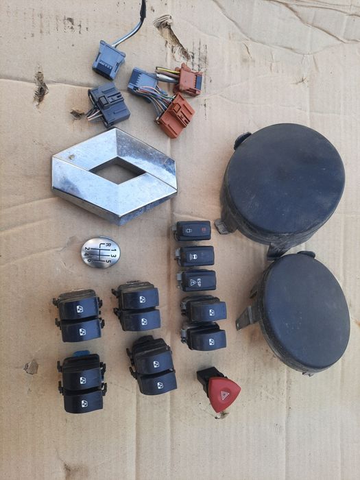 Кнопки Renault Trafic Vivaro Primastar