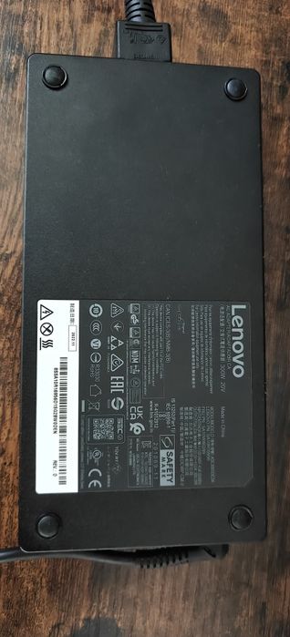 Oryginalny zasilacz Lenovo 300W Slim Tip ADL300SDC3A Legion 5 Pro / 7