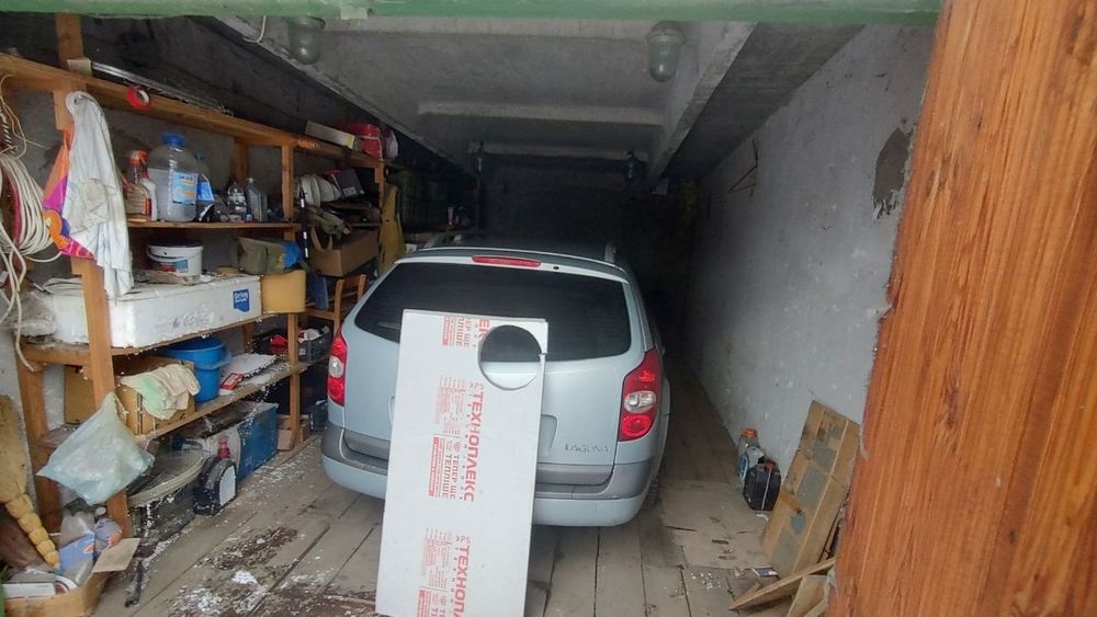 Продам гараж троещина Супутник 1 Крайня 4х6 хозяїн