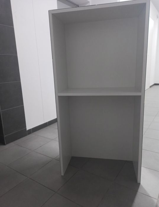 Recepcja lada recepcyjna kosmetyczna lustrzana mała glamour szklana