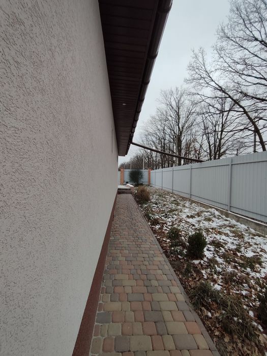 Продаємо добротний будинок селище Молодіжне