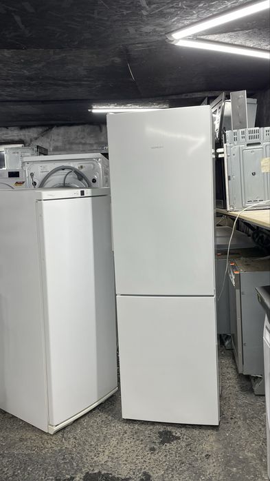 Холодильник Siemens