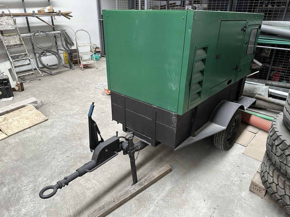 Reboque gerador Zanardi 25KVA trifasico