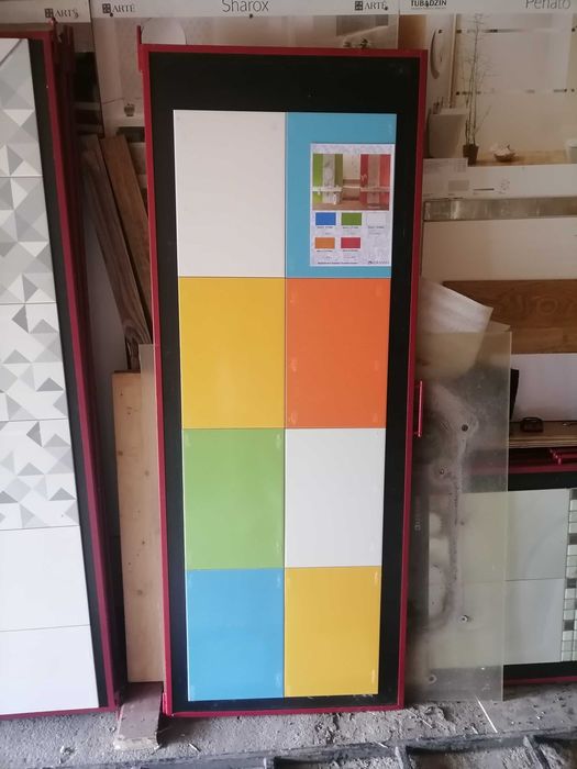 Панель з керамічною плиткою