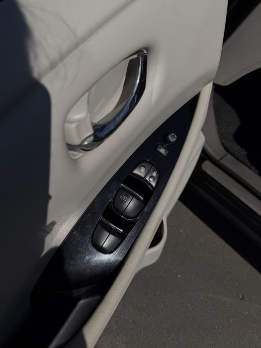 Nissan Leaf 2013