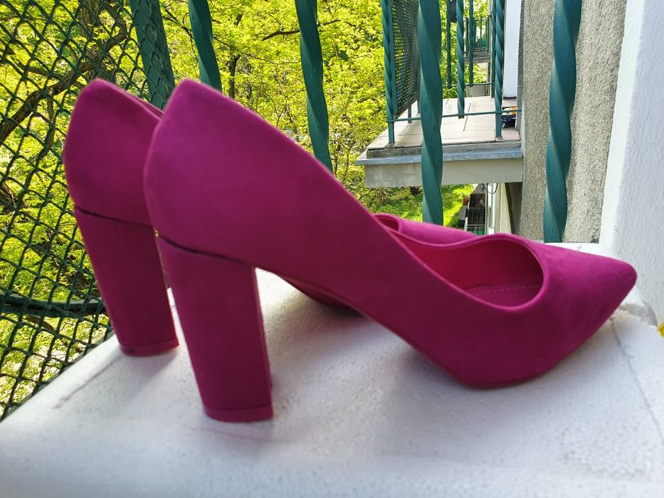 Buty na wysokim obcasie różowe fuksja różowe Seastar rozm. 40