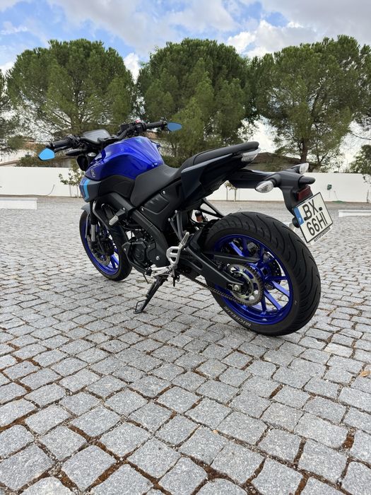 Yamaha MT-125 2025 como nova
