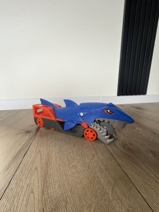 Hot Wheels City Rekin transporte