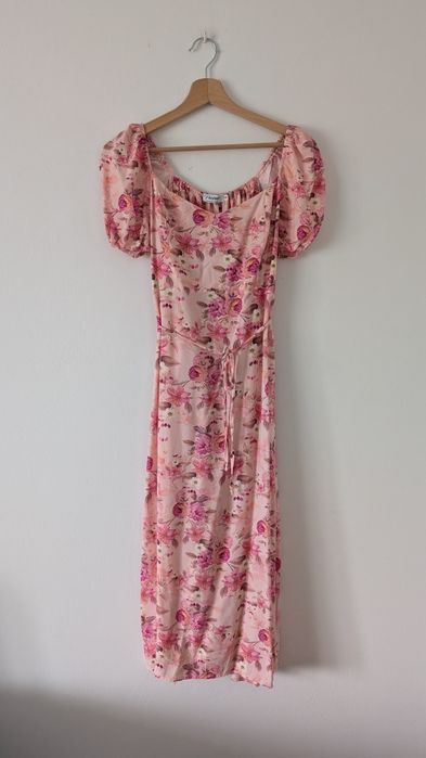 Sukienka na wesele, letnia w kwiaty, purpura, Zara, rozmiar S