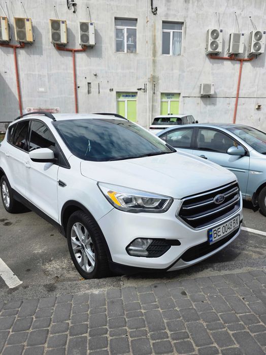 Продаж власного авто Ford Escape 2016