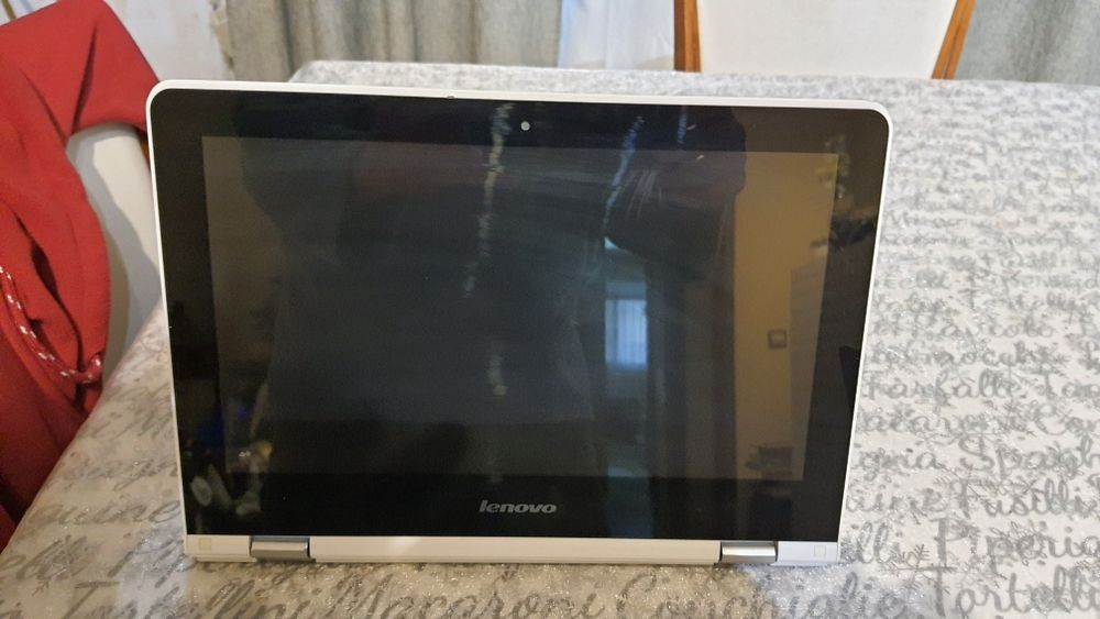 Portatil lenovo y300