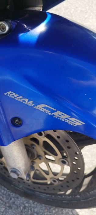 Honda CBR 1100 de injeção
