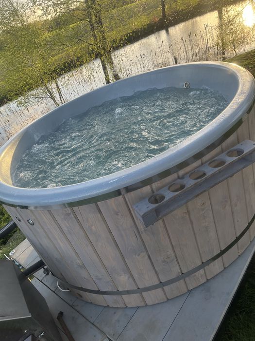 Balia mobilna 8 osób aeromasaż