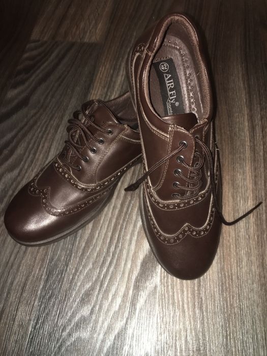 Продам туфлі фірми AIR Fly