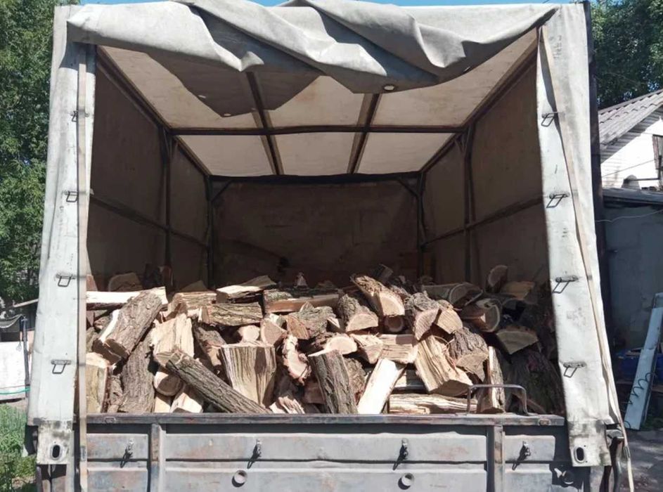 Дрова  СУХИЕ для Топки Печки Камина / Продам Дрова Колотые Метровка Рубленная ветка (КРУПНАЯ)