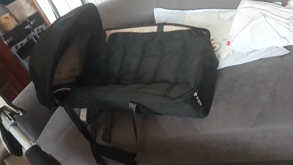 KIT Carrinho de bebé + Ovo + Alcofa + Cobertura de chuva