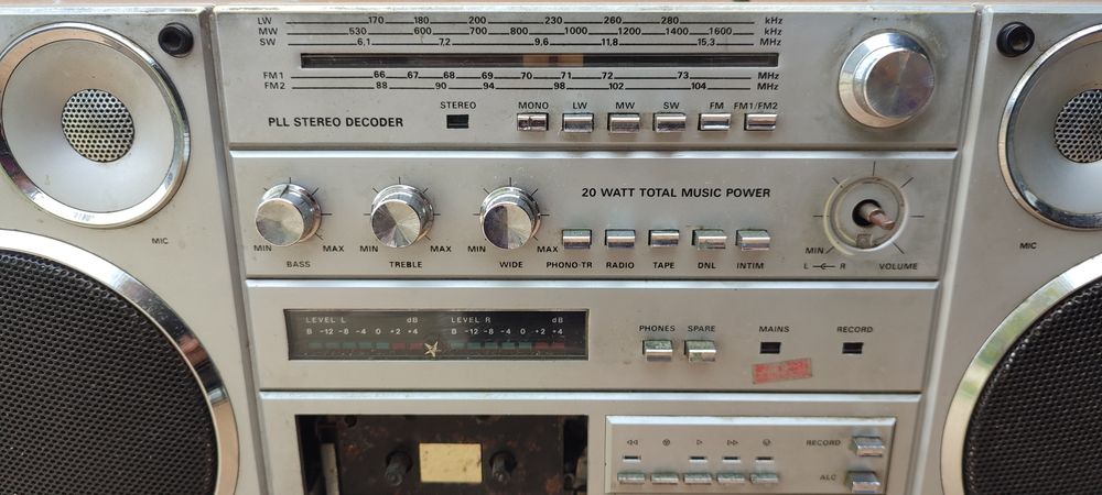 Radiomagnetofon CONDOR