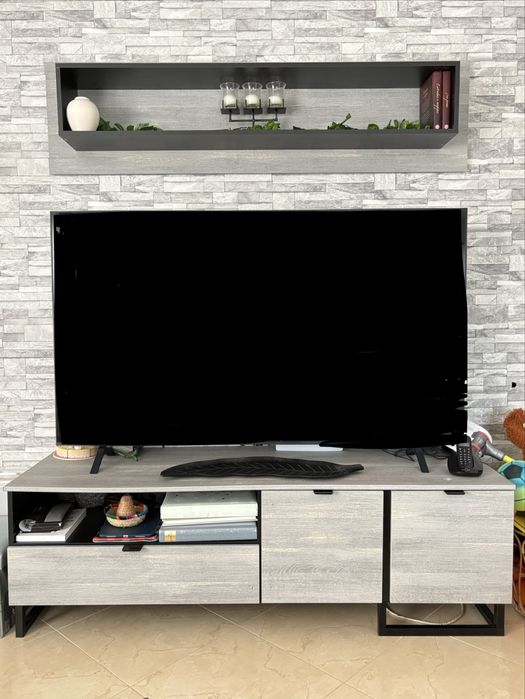 Conjunto aparador TV + prateleira