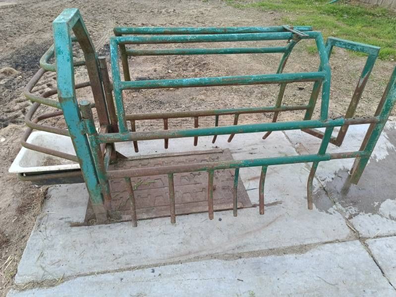 Kojce porodowe dla macior