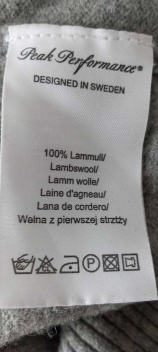 Peak Performance bluza sweter wełna