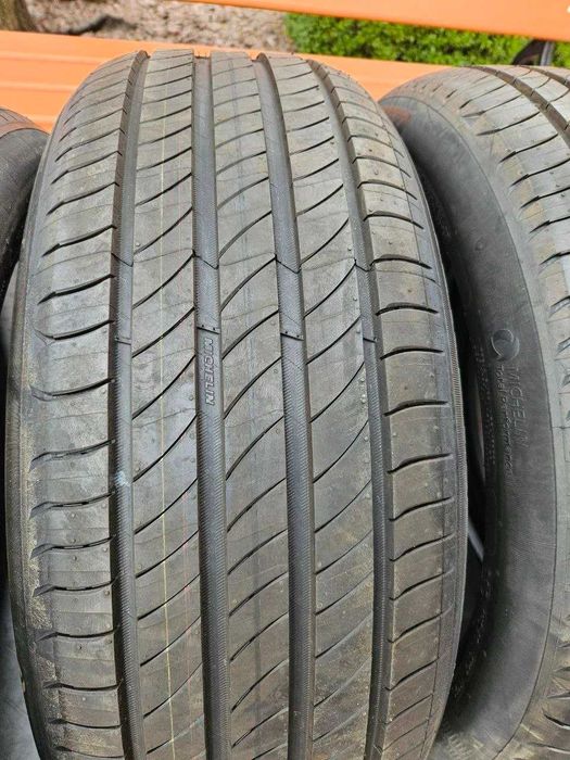 Шини 235/45 R20 100V Michelin Primacy 4 S1
