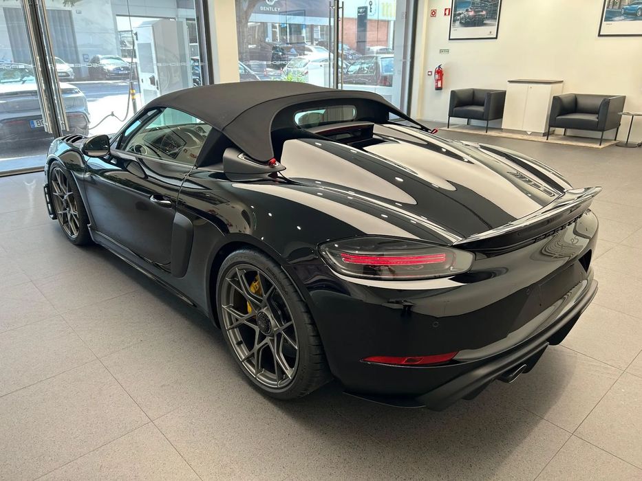 Porsche 718