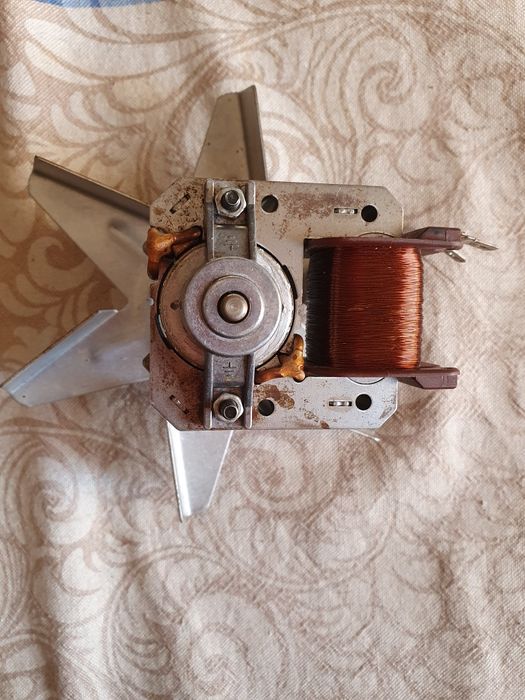 Motor forno Aeg  com ventoínha nova.