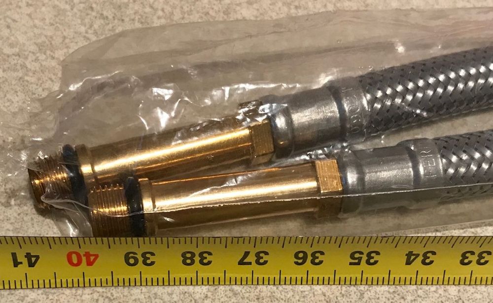 Wężyki zasilające wężyk do baterii 35 cm 3/8 cala M10 Ferro 2 sztuki