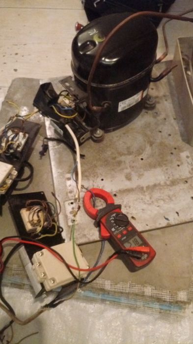 недорогий терміновий ремонт морозильників холодильників торг.вітрин