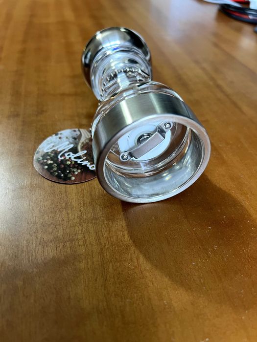 Moinho para Pimenta em Acrilico e Aço Inoxidável