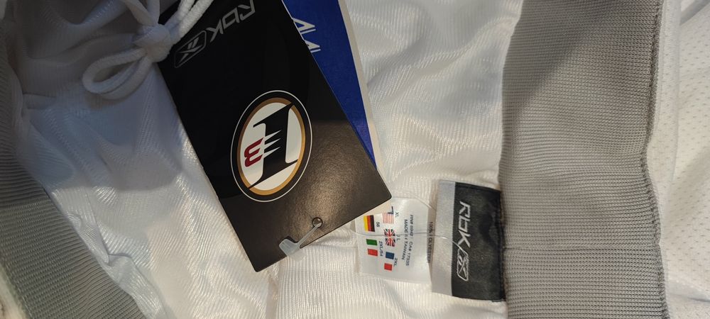 Krótkie spodenki do kosza Reebok Iverson XL