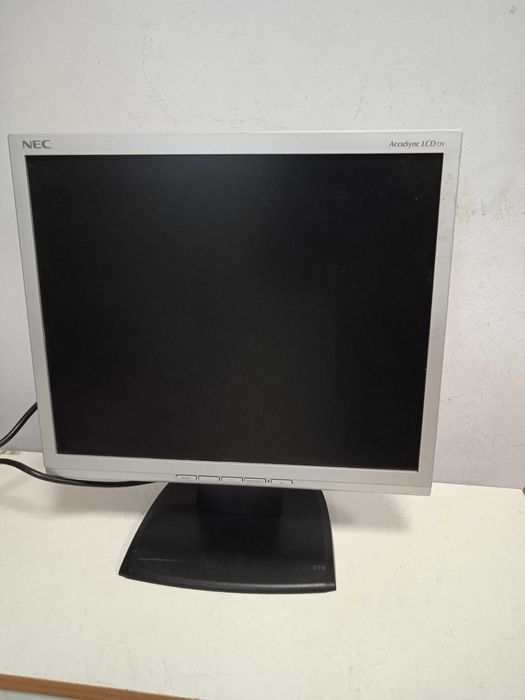 Монитор 17" NEC  73V  в робочому стані, кабеля в комплекті