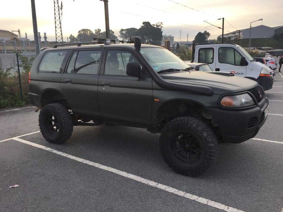 Mitsubishi Pagero 1999