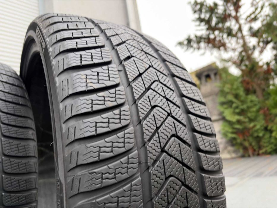 4szt zimowe 235/35R20 Pirelli 7,2mm 2021r świetny stan! Z411 gwarancja