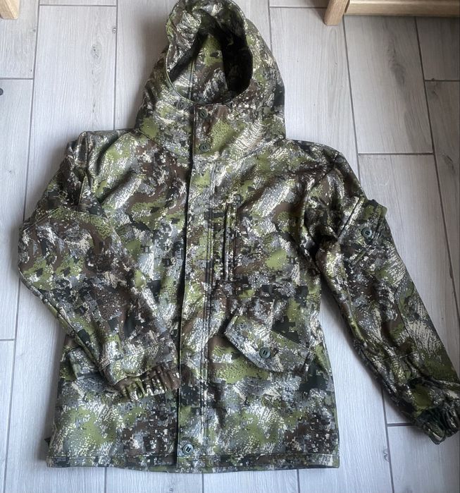 Куртка чоловіча софтше сітка гір