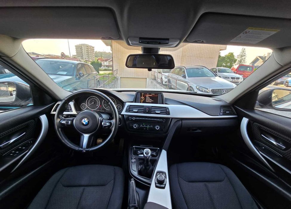 BMW 320d F30 Sport 2.0 184Cv (Look M3)
