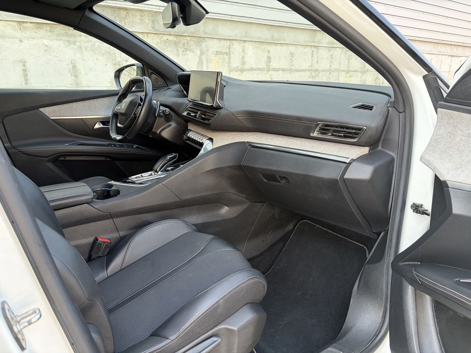 Peugeot 3008 1.6 Hybrid - GT Line