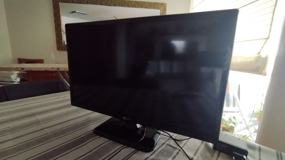 LCD Tv Lg 24MT47DC