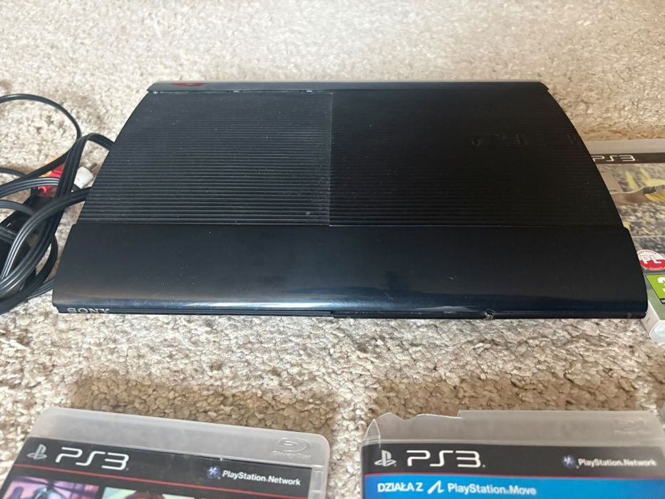 Sprzeda PS3 stan dobry plus gry