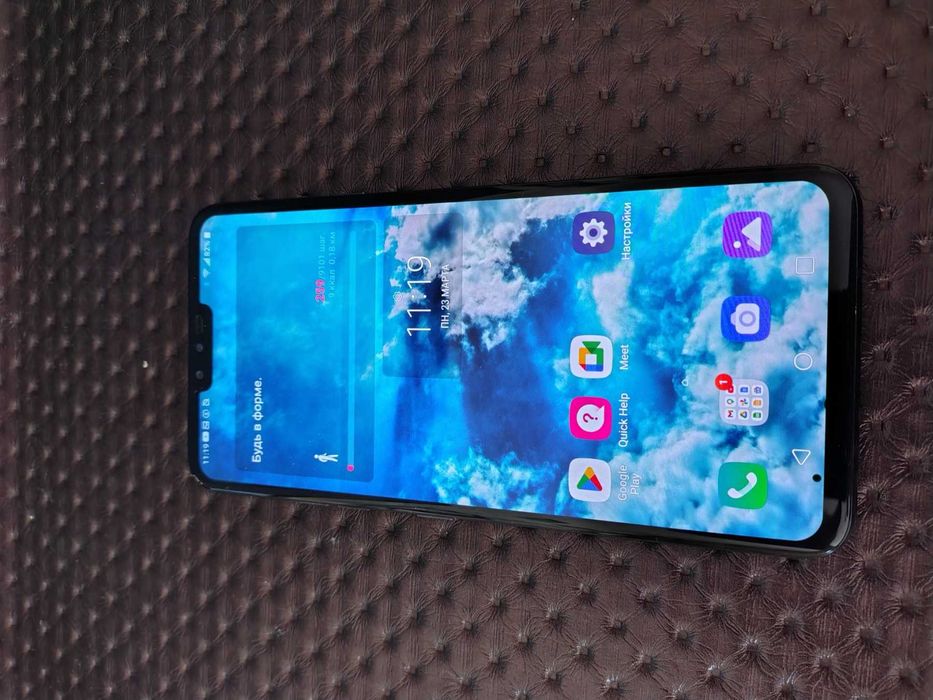 Смартфон LG V40 Thinq 6/64Gb