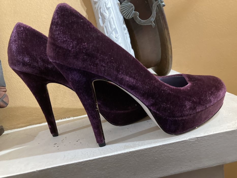 Sapatos Ellos novos n 40 lindos e confortaveis