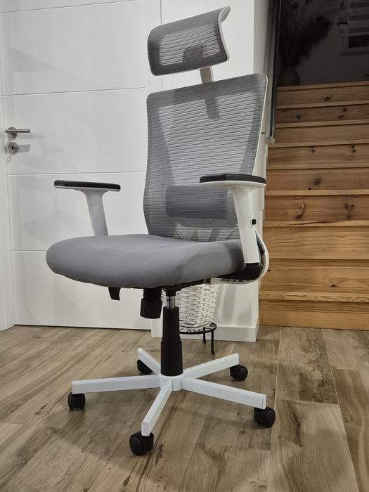 Cadeira de escritorio ergonomica