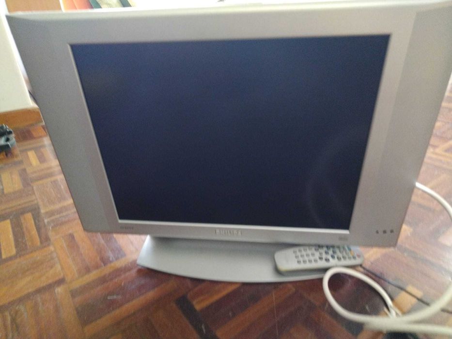 Televisão funcional 40€