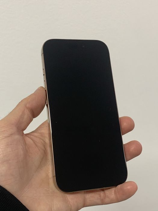 iPhone 16 Pro - Pague em 12x