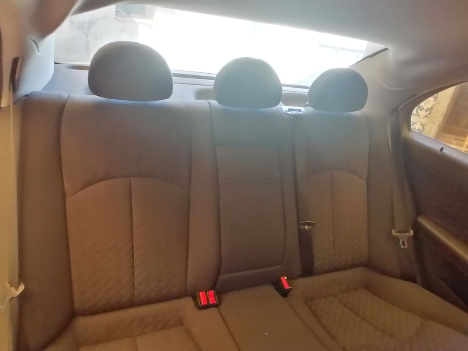 Mercedes E270 em ótimo estado