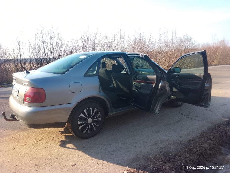 Продам Ауді 1.9 турбо дизель Дуже гарному технічному стані!