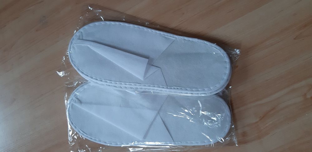 Laczki, obuwie ochronne 3 zł para