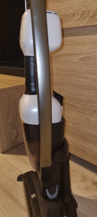 Odkurzacz ELECTROLUX Pure Q9 PQ92 Allergy UV 4w1 + myjka do okien