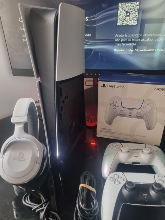 Ps5 slim Digital + 2 comandos + Headphones - Ler anúncio!!