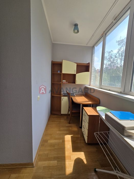 Станкостроителей пров Продаж квартира 3 кімнати